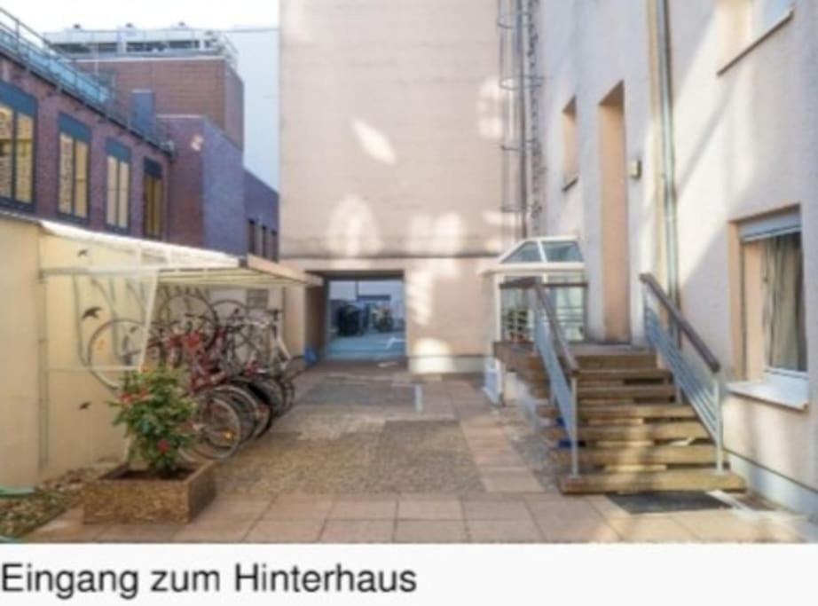Downtown/balcony/coffee Bar/tv-streaming/top Wlan Apartment