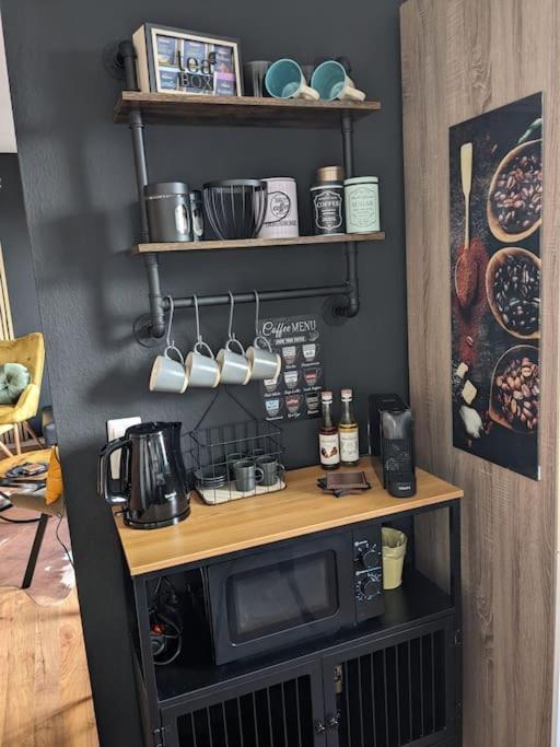 Apartment Downtown/balcony/coffee Bar/tv-streaming/top Wlan *