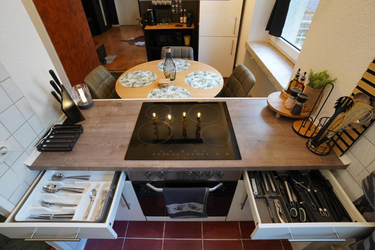 Downtown/balcony/coffee Bar/tv-streaming/top Wlan Apartment